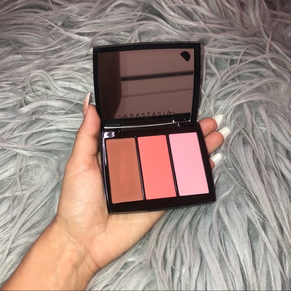 ANASTASIA BEVERLY HILLS BLUSH TRIO - Picture 3 of 4